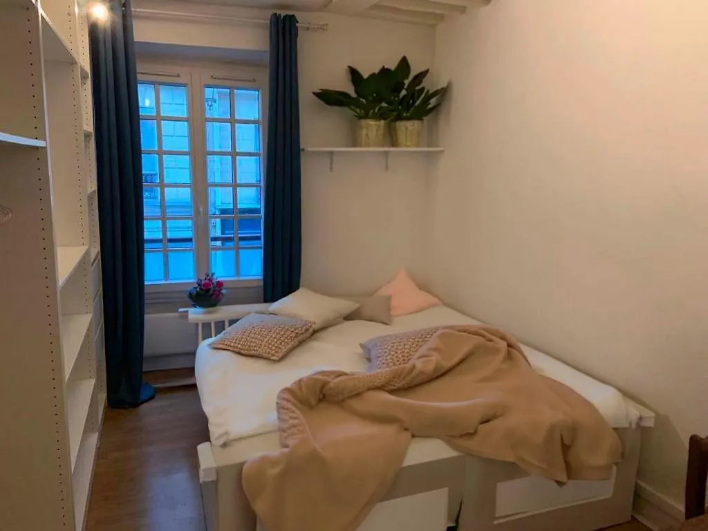 Appartamento Studio 7Eme Arrondissement Parigi